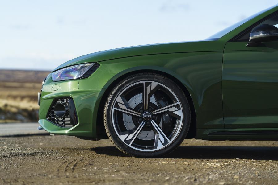 Детали экстерьера Audi RS4 Avant (B9) 2020 года  (UK) (фото 64 из 99)
